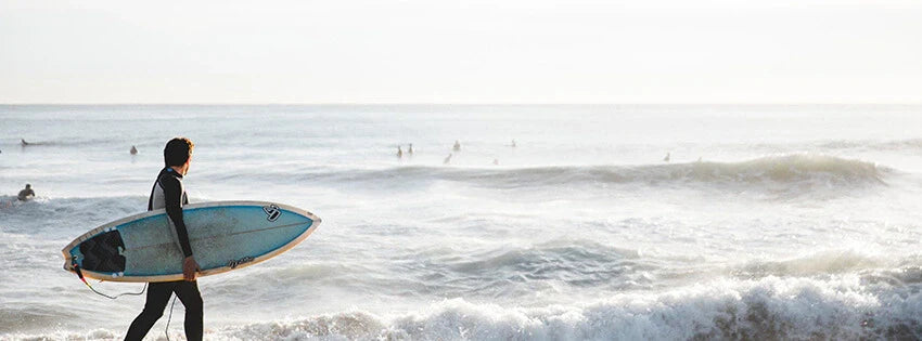 Top des activités sportives incontournables à pratiquer en bord de mer