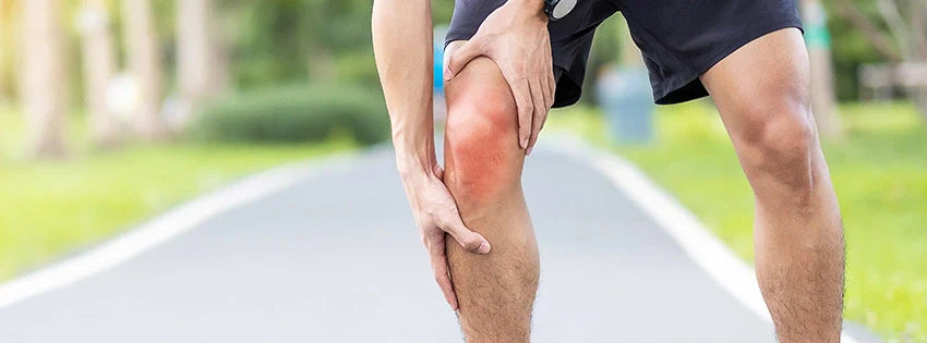 Coureur avec une tendinite au genou