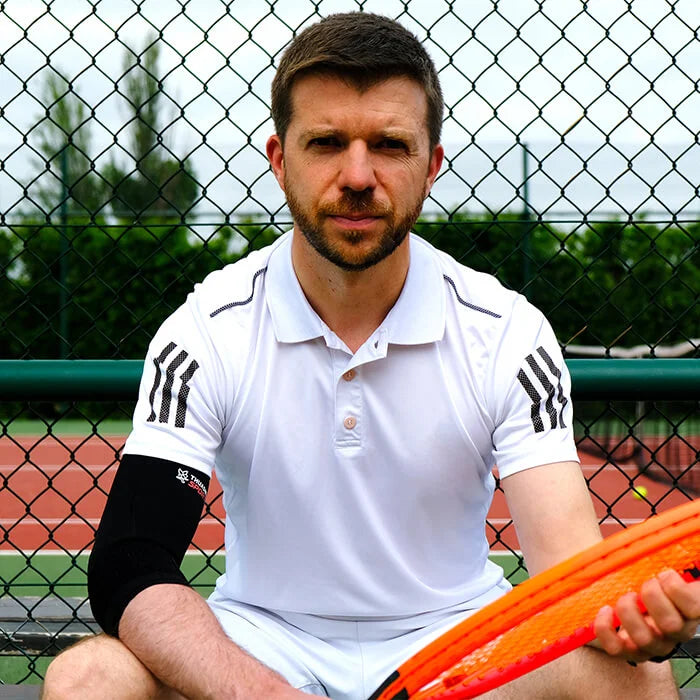 Visuel porté coudière de sport pour le tennis